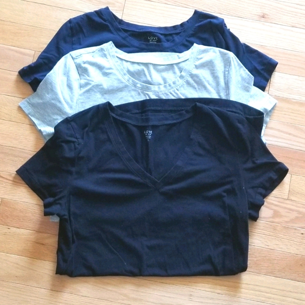 Gap Body Maternity Tshirt Bundle